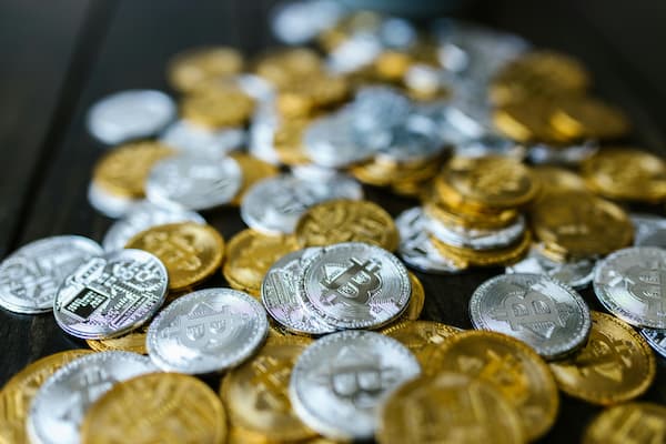 中国保险协会：研究值1.93%带来黄金波动风险